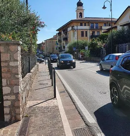 1284 * Torri Del Benaco