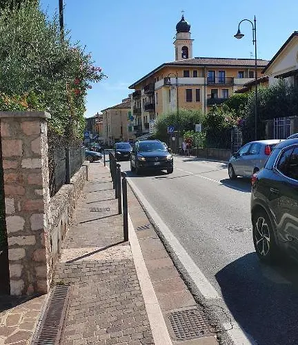 1284 * Torri Del Benaco